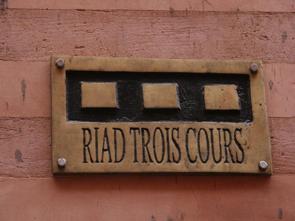 Hotel Riad Les Trois Cours Marrakesch Exterior foto